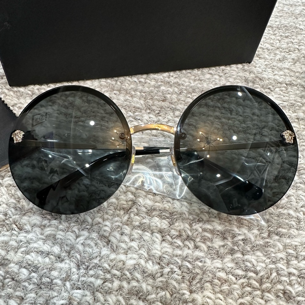 Versace Shades with Medusa Logo 59mm